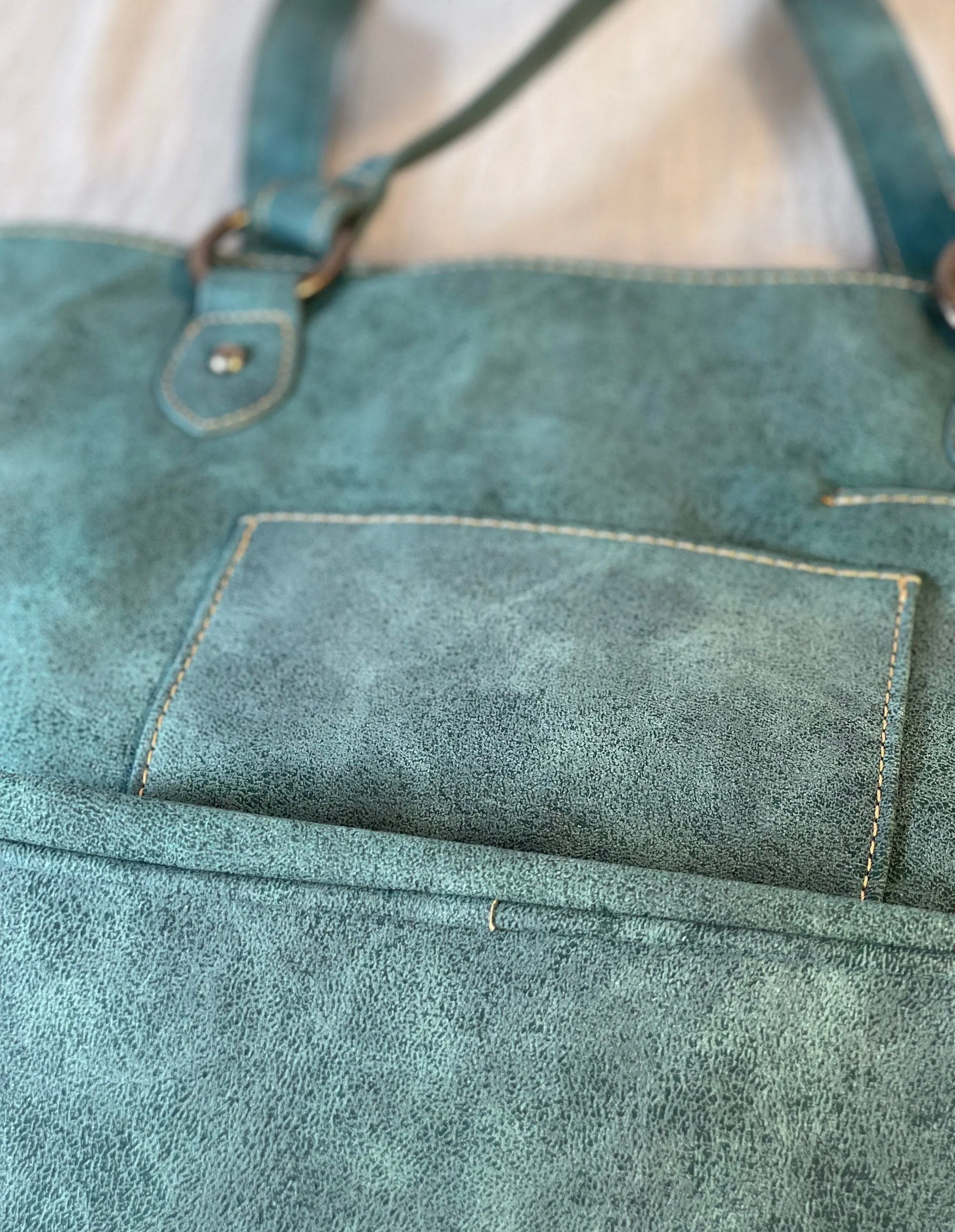 Concealed Carry Shoulder Bag