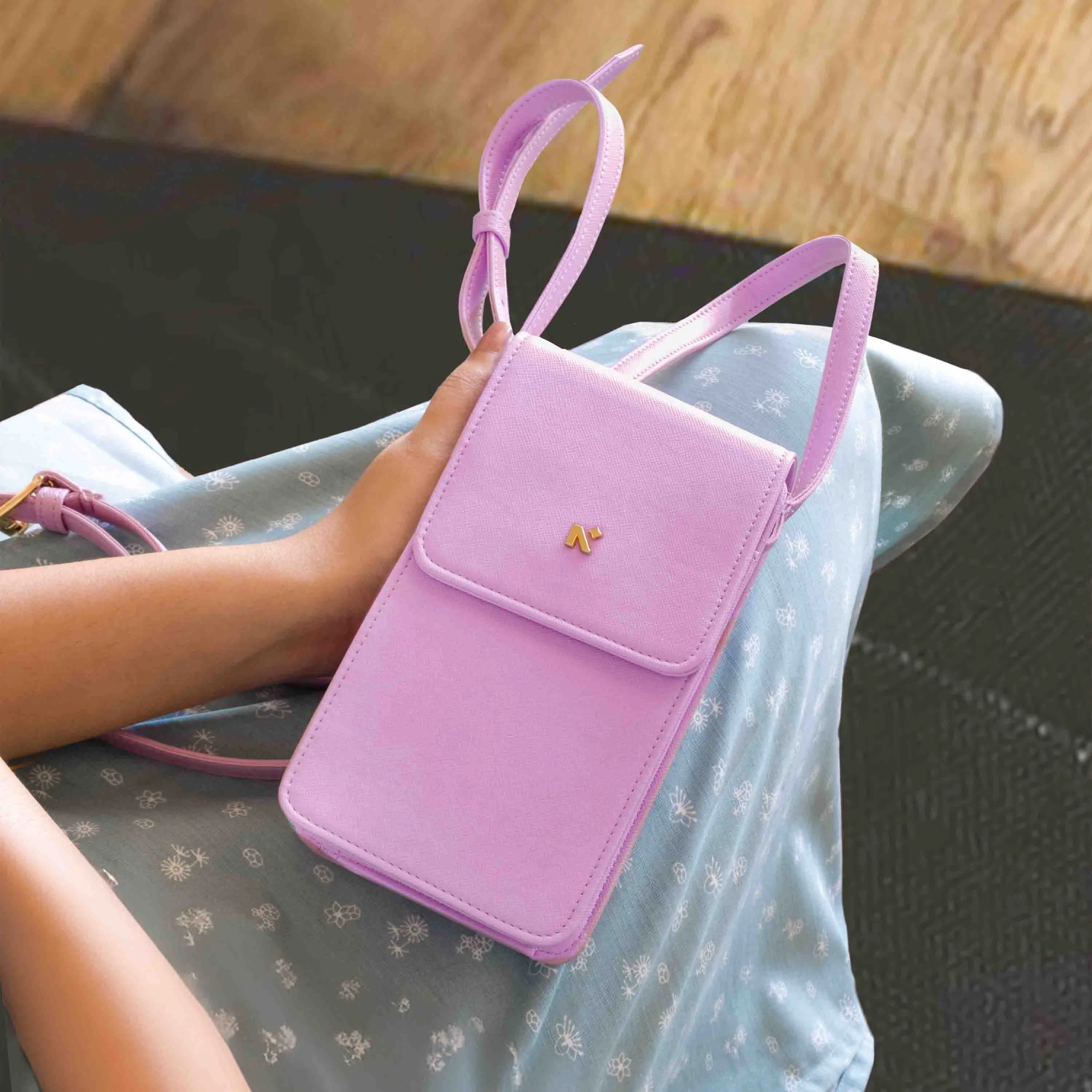 ELLA | SLING BAG