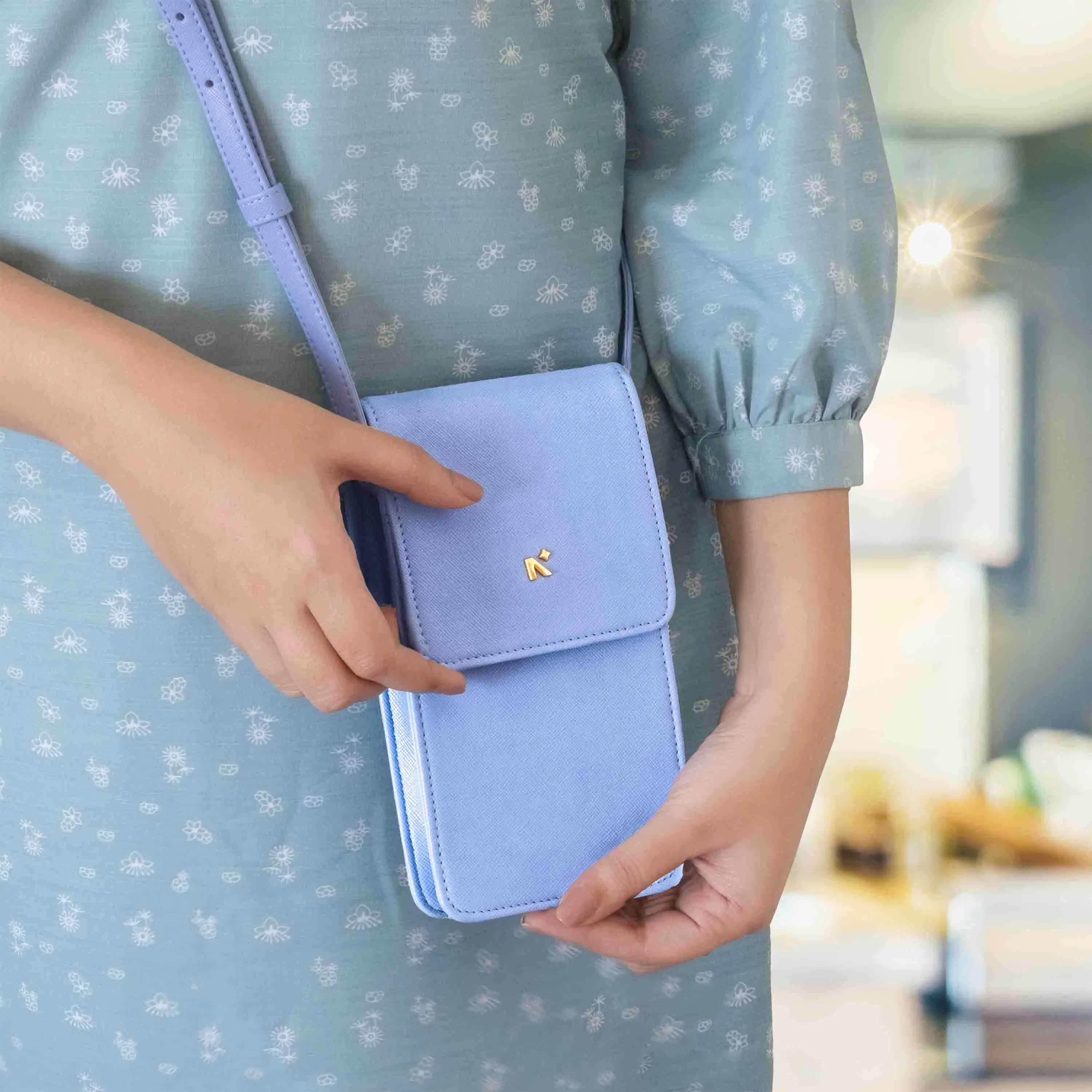 ELLA | SLING BAG