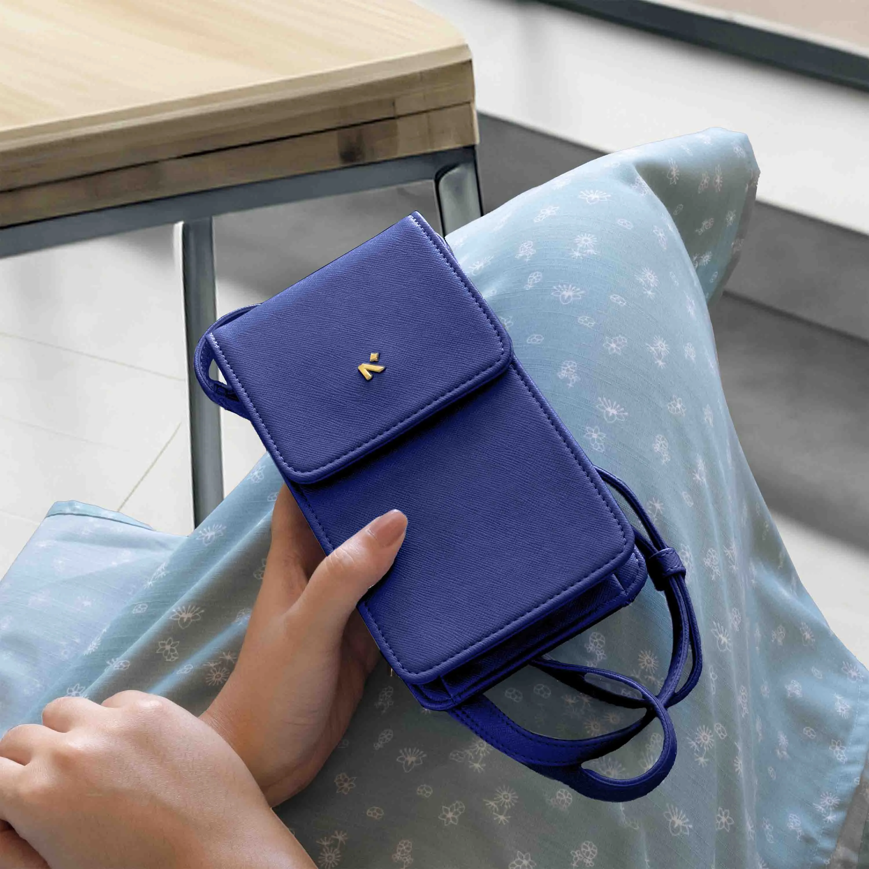 ELLA | SLING BAG