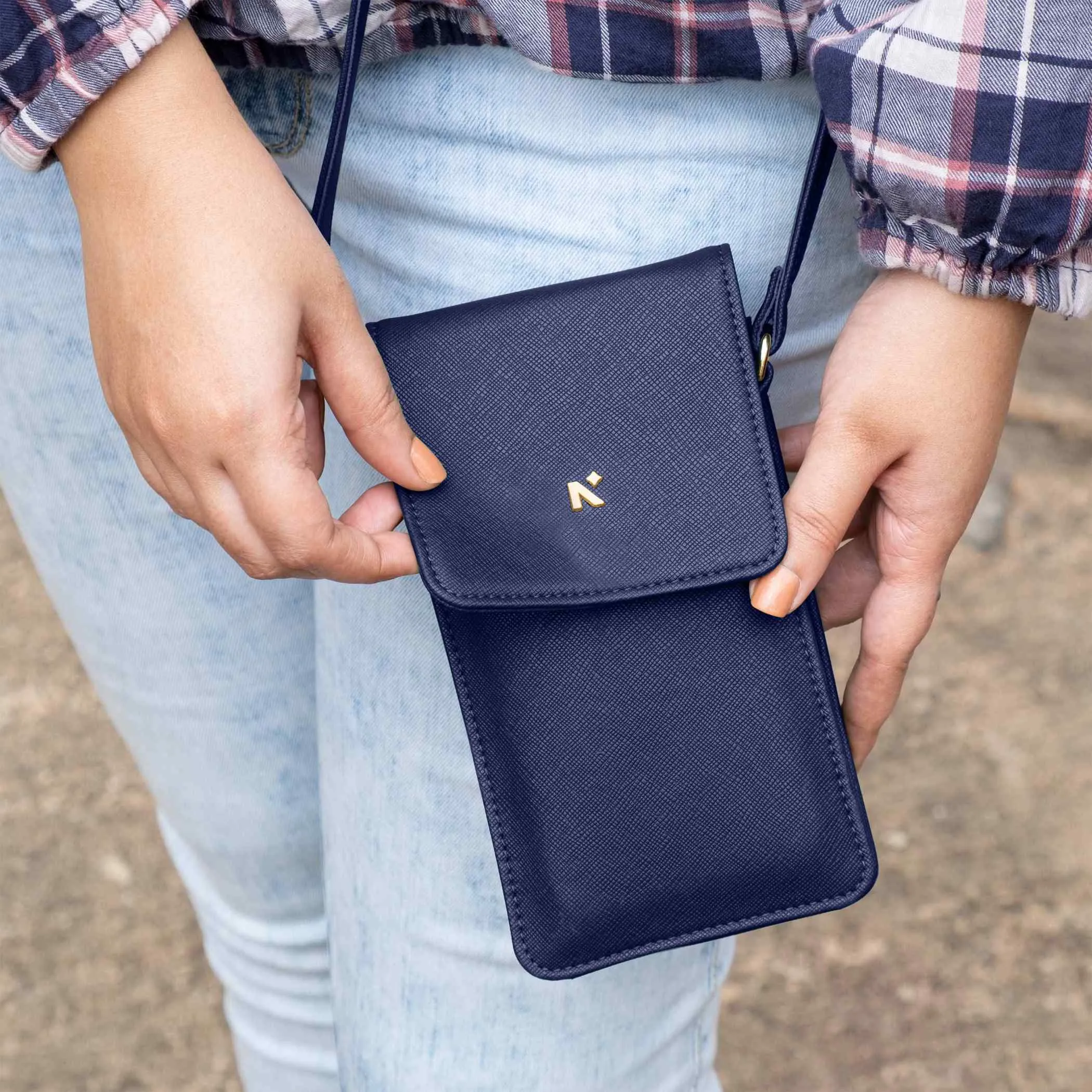 ELLA | SLING BAG