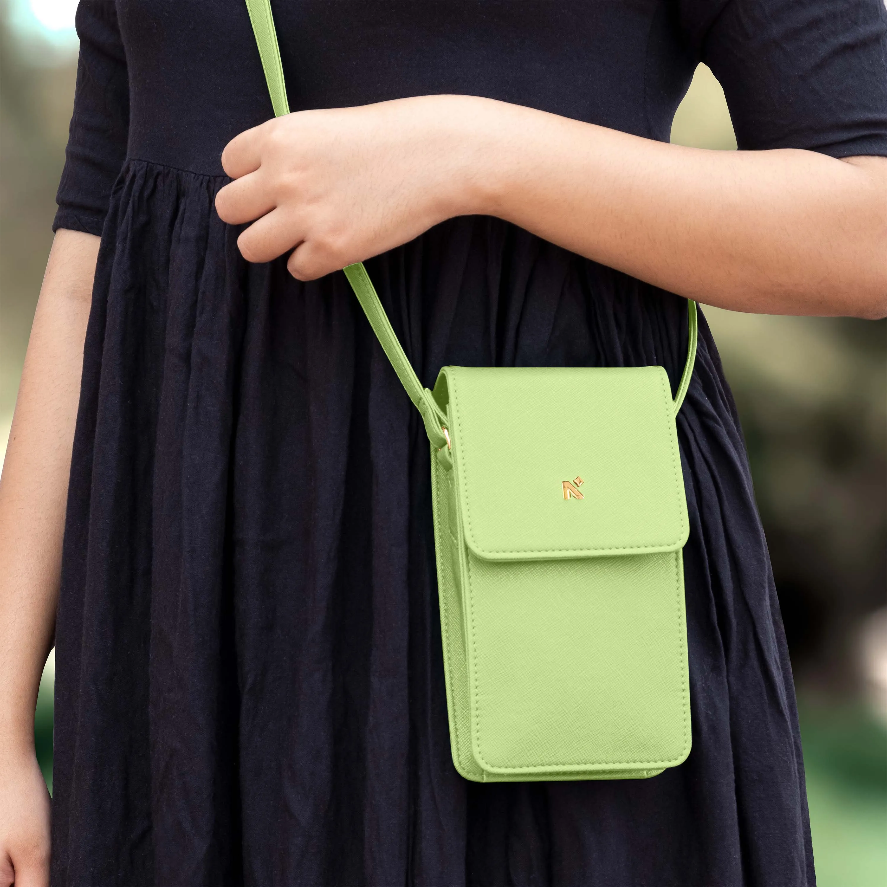 ELLA | SLING BAG