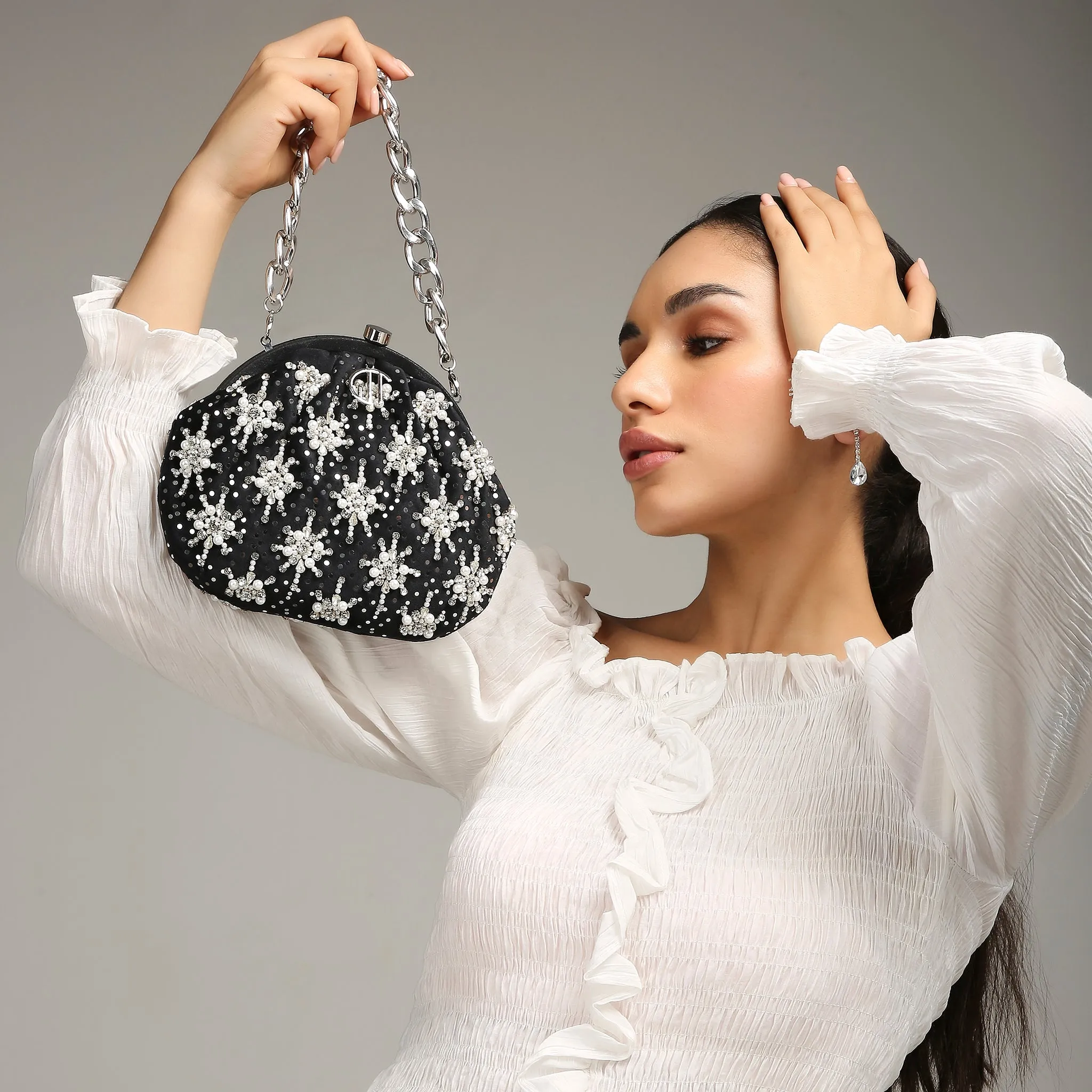 Heer Black Purse handbag