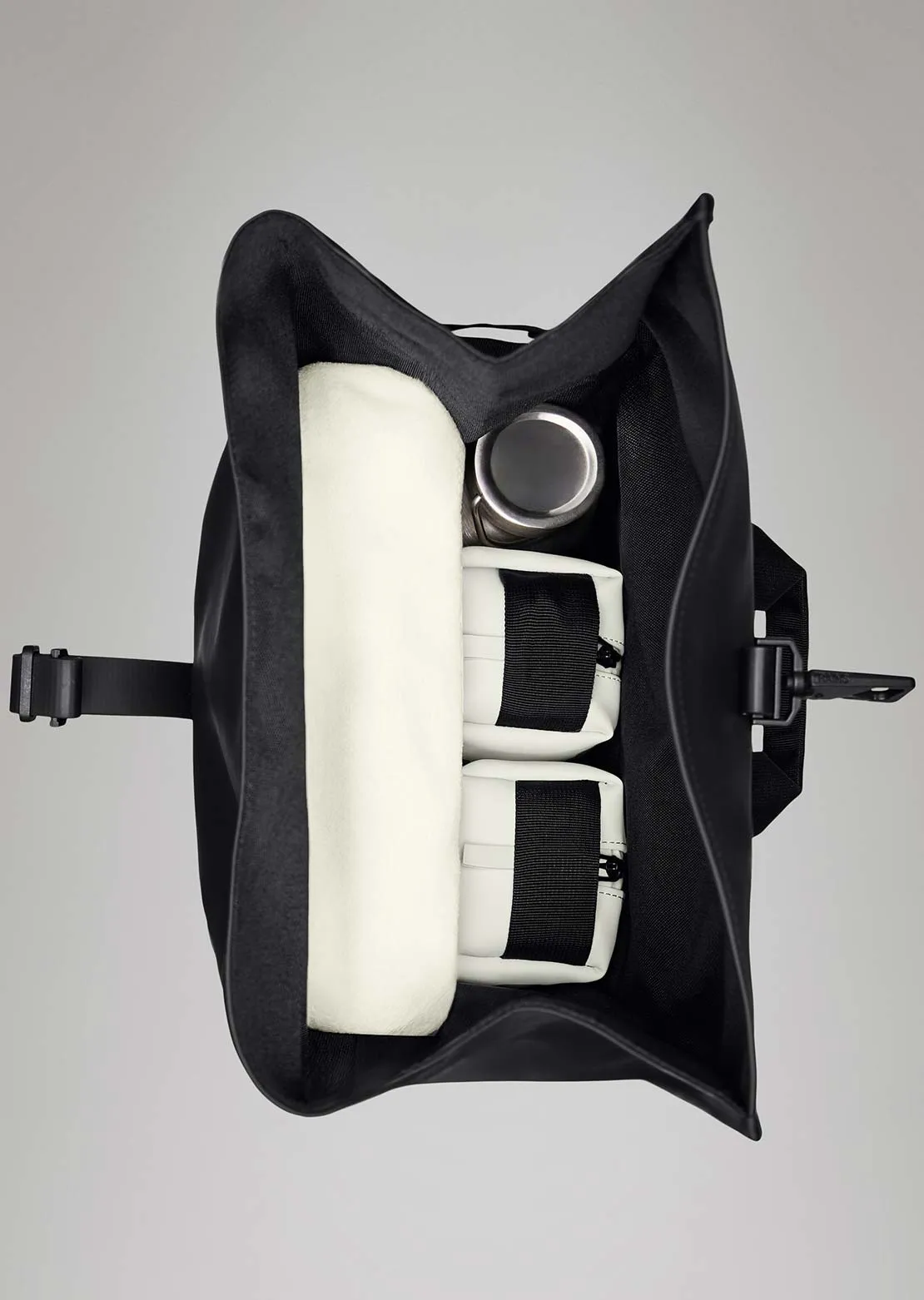 RAINS Unisex Large W3 Rolltop Rucksack