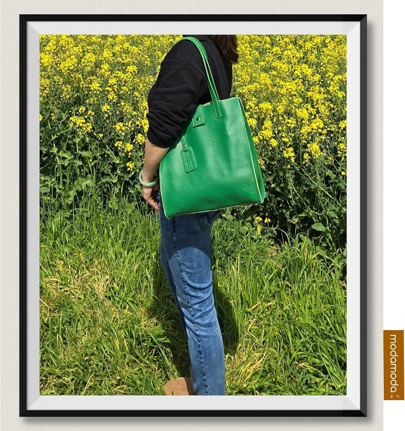 T247 - Ital. leather shopper with removable inner pocket