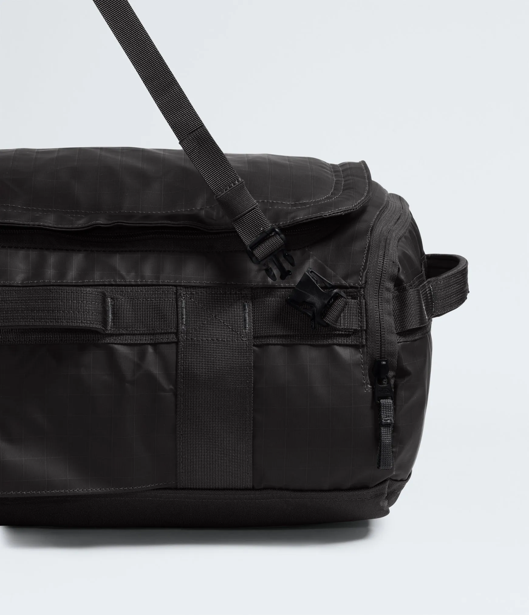 The North Face Base Camp Voyager Duffel-32L