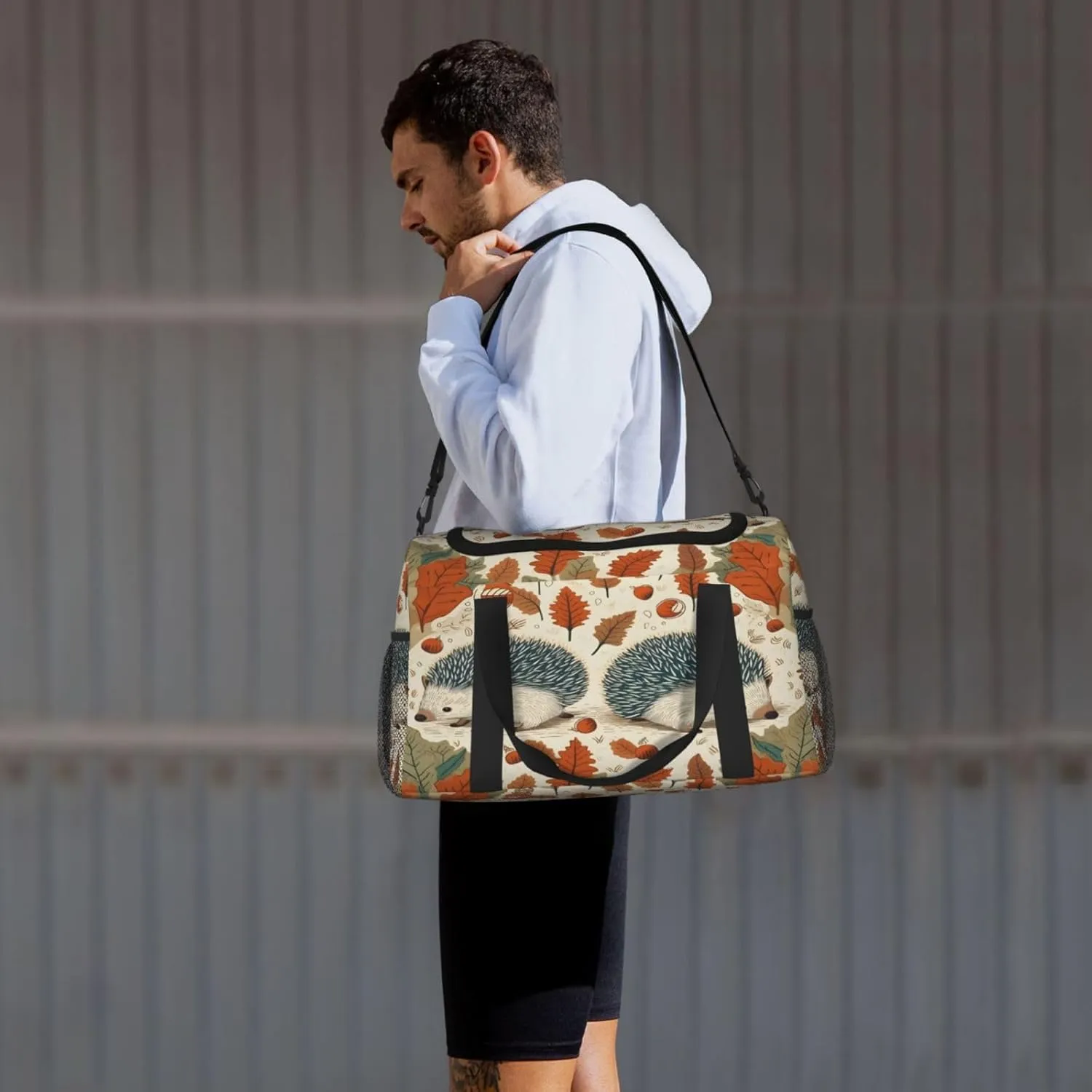 Travel Duffel Bag For Men Women, Autumn Leaves Cute Hedgehog Carry On Sport Gym Bag With Shoulder Strap Lightweight Waterproof Weekender Bag Overnight Bag